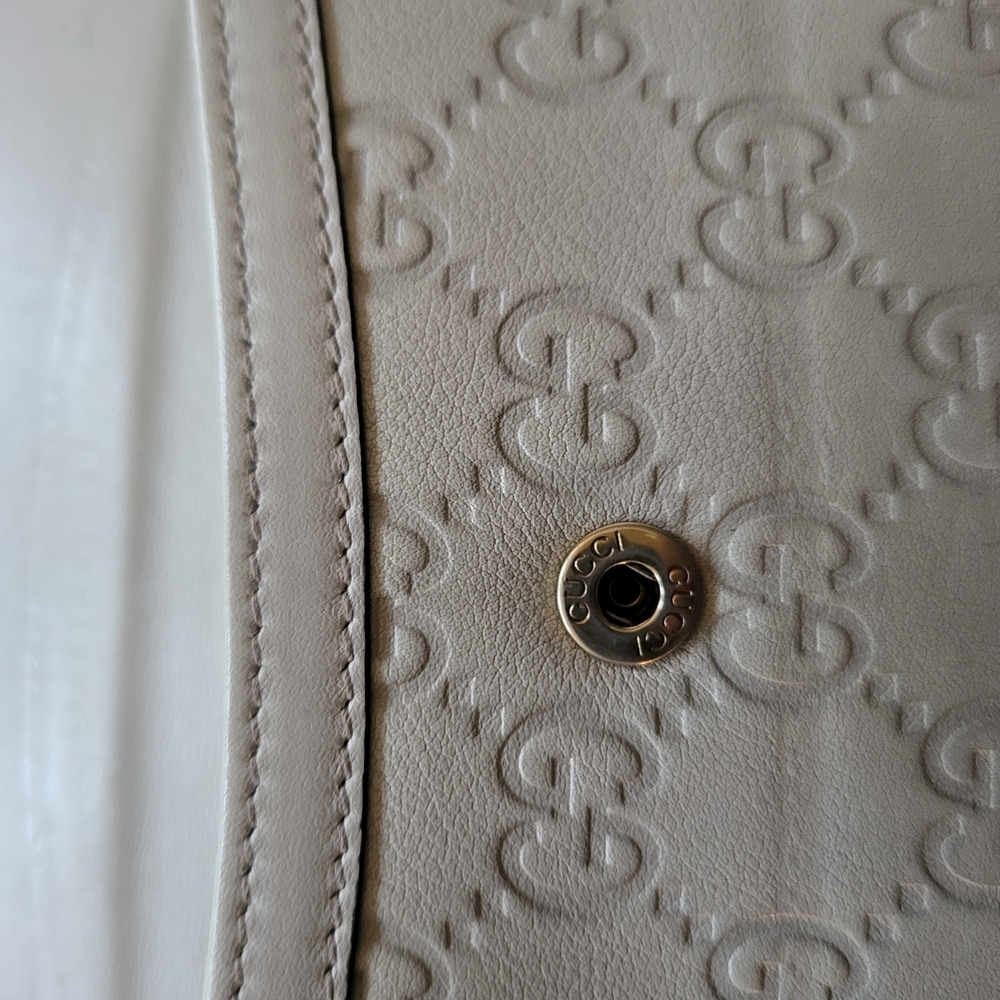 Gucci Beige GG Logo Stud Long Wallet - Picture 3 of 10